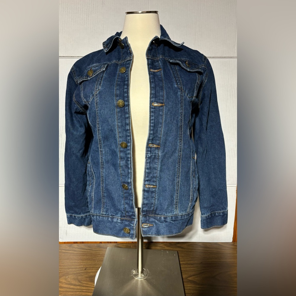 Vintage denim ladies 3X jacket. Tag reads FASHION Art of Cowboy Guarante…